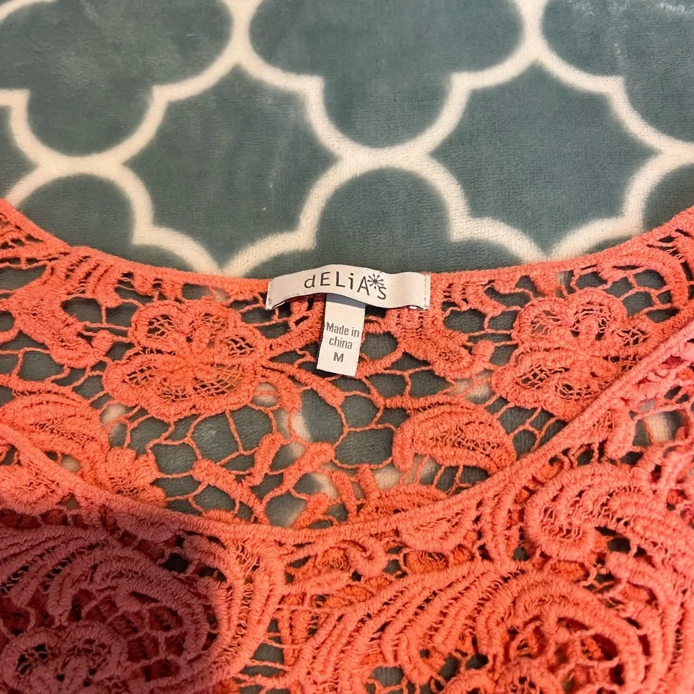 Delia’s Coral Lace Women Crop Top - Picture 3 of 4